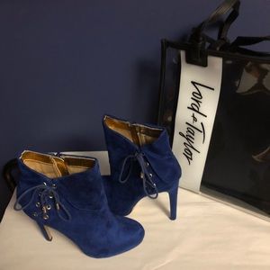 Thalia Sodi Booties